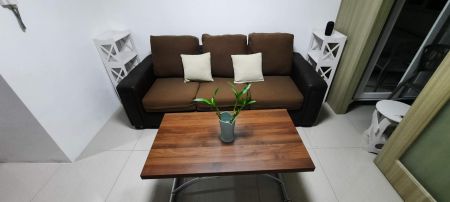 1 BR with Balcony Shore 1 near Mall of Asia, Ecom