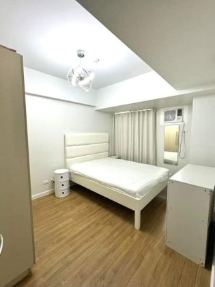 Fully Furnished 1 Bedroom Unit at Solstice Tower for Rent