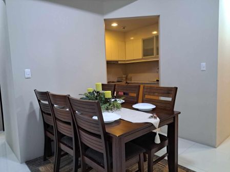 Fully Furnished 2 Bedroom Unit at Uptown Ritz for Rent