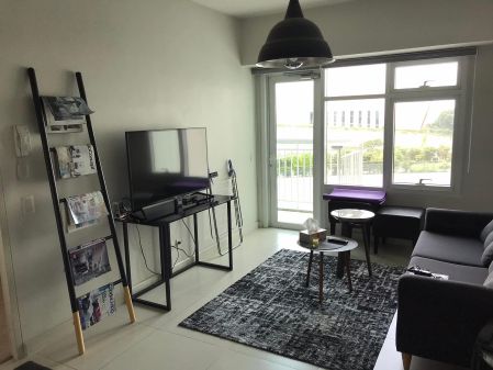 Fully Furnished 1 Bedroom for Rent in Two Serendra BGC Taguig