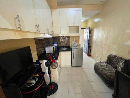 Fully Furnished 1BR for Rent in Ridgewood Towers Taguig 