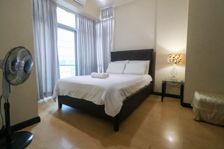 Sapphire Residences Condo One Bedroom in Fort Bonifacio