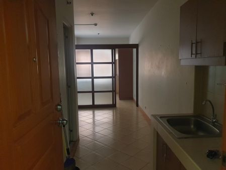 1 Bedroom Condo for Rent in Manila Near DLSU CSB Taft