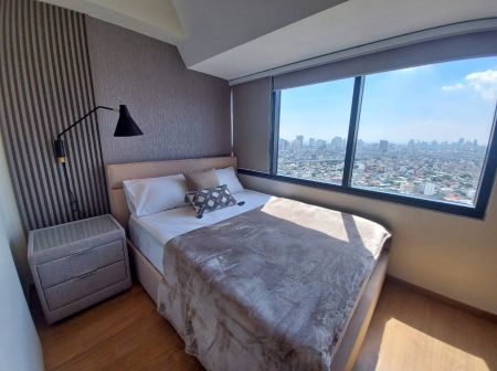 Unit for Rent at The Rise Makati