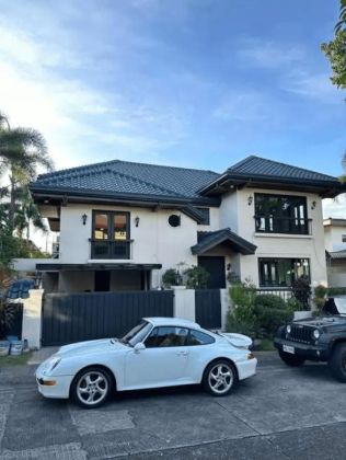 Unfurnished 4BR House with Pool in Ayala Alabang Village 