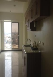 1 Bedroom Unit with Balcony at Zinnia Towers Quezon City