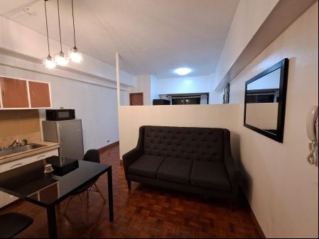 Furnished 1BR Unit for Rent at Legaspi Village Makati