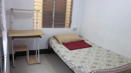 Room for 1 Near Ayala Free Wifi and Free Water