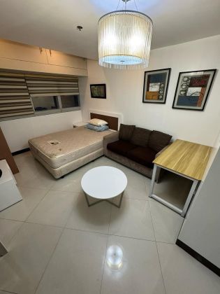 Fully Furnished Studio Unit at One Central Makati for Rent