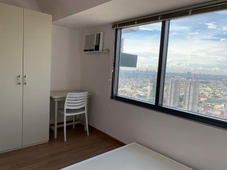 The Rise Makati 1 Bedroom Unit for Lease in Makati City