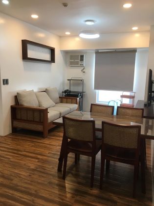 Avida 34th 2 Bedroom with 1 parking space and Wifi 