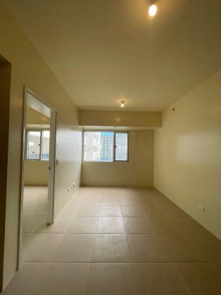 Presentable 1BR Unfurnished Unit at Avida Towers Sola