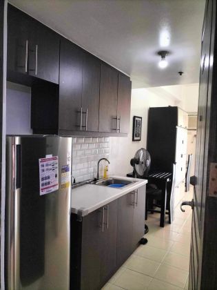 Rare Studio Unit with Balcony near Ust