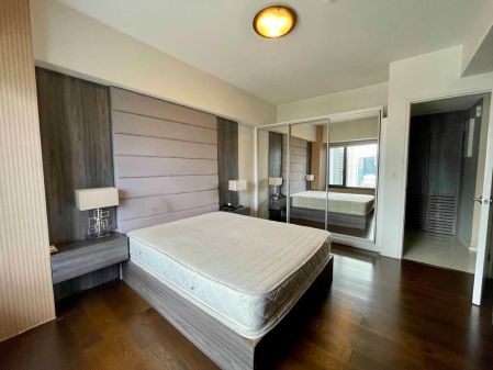 Fully Furnished 1 Bedroom Unit at Arya Residences for Rent