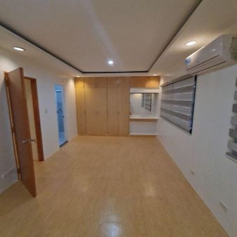 For Lease 136sqm Apartment in Poblacion Rockwell Makati