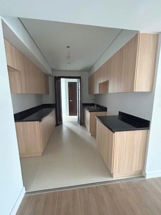 2 Bedroom in Verve Residences BGC Taguig Condo for Rent