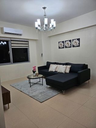 FOR LEASE   2BR Unit in The Infinity  BGC  Taguig City