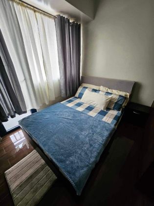 Furnished 1BR at Air Residences Makati CBD