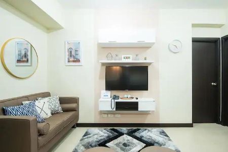 Cozy Fully Furnished 2BR for Rent in San Lorenzo Place Makati