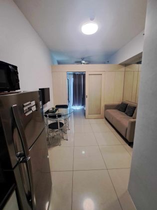 Fully Furnished 1 Bedroom Unit at Jazz Residences for Rent