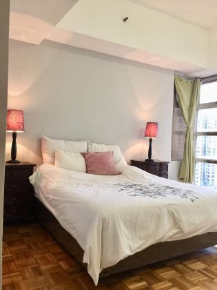 One Lafayette Square Makati Fully Furnished 1BR Unit for Rent  