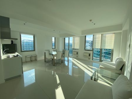 Furnished 2 Level Penthouse in Azure Residences Paranaque