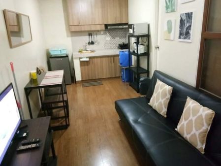 North Residences Condo Unit for Rent near LRT Roosevelt