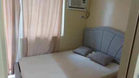 Cozy Homey 1 Bedroom with Balcony SM Field Residences Sucat