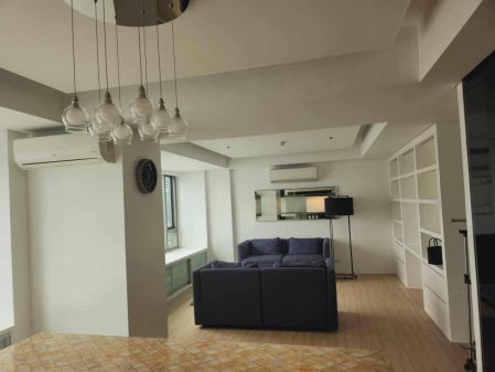 Fully Furnished 2BR for Rent in Alphaland Makati Place 