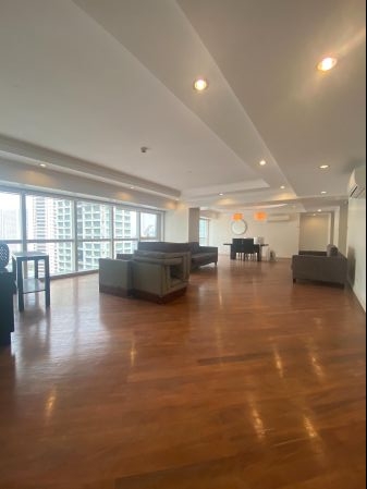 4BR Unfurnished Unit at Forbes Tower Makati Ciity