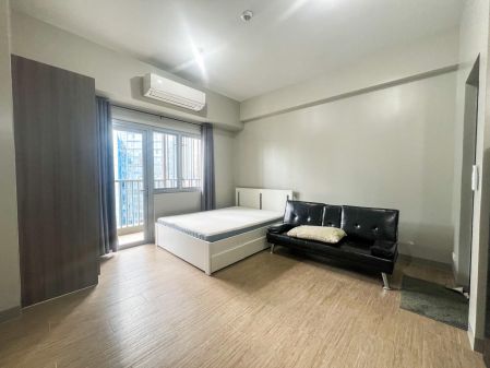 Studio for Rent in the Ellis Makati