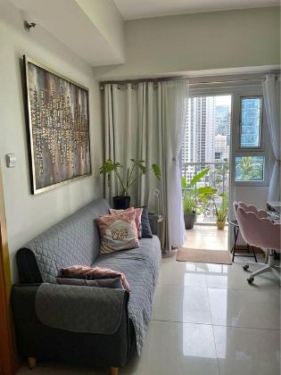 1 Bedroom Unit with Balcony Trion Towers BGC