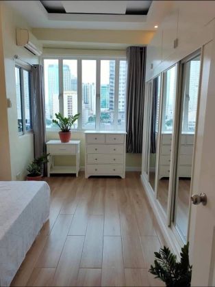 Fully Furnished 1BR for Rent in Malate Crown Plaza Manila